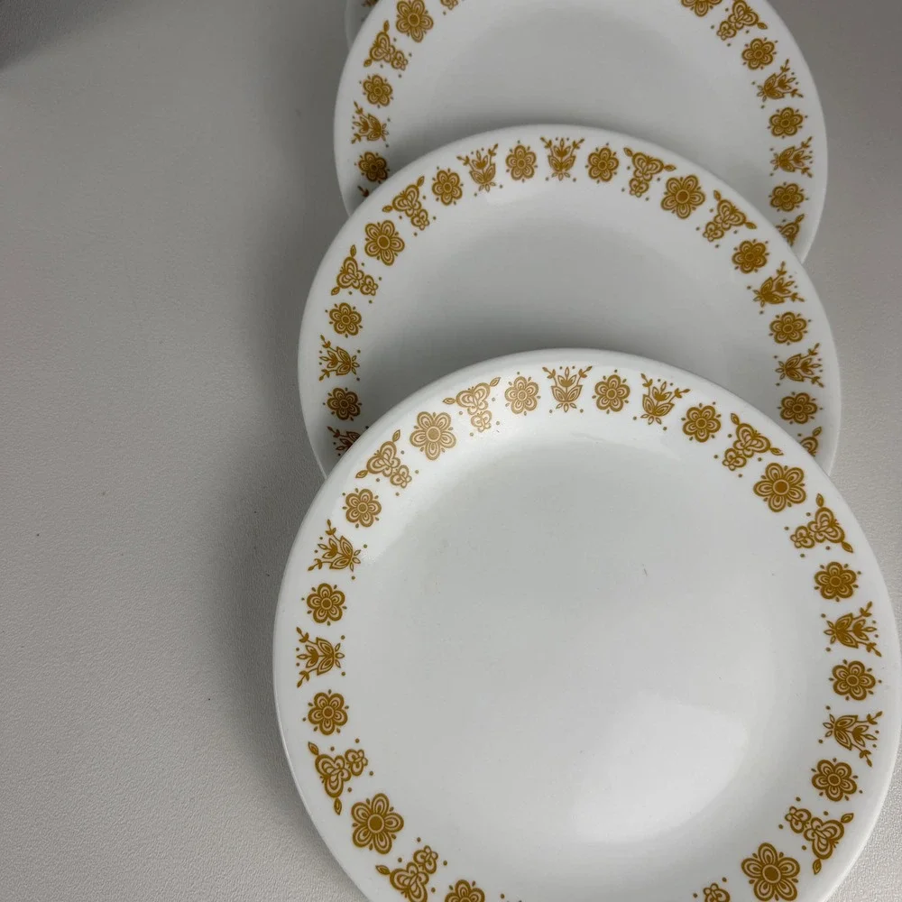 Corelle Plates (Butterfly Gold) Set of 4 Vintage Mid Century Modern Gold Floral